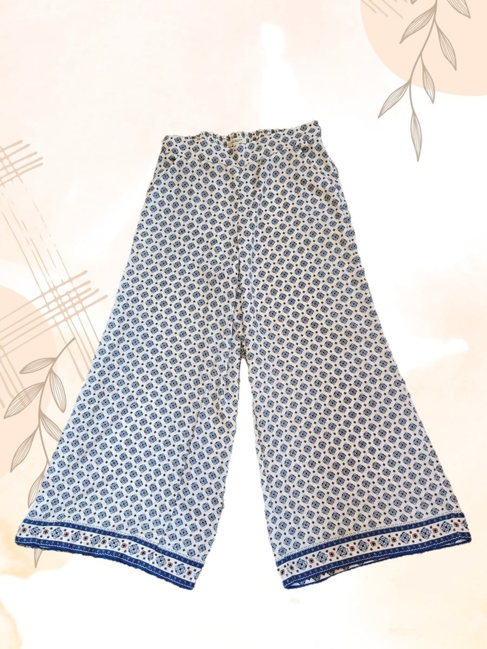 Blue & Cream Floral Shawl & Wide-Leg Pant Set โ Size M - Picture 2 of 9
